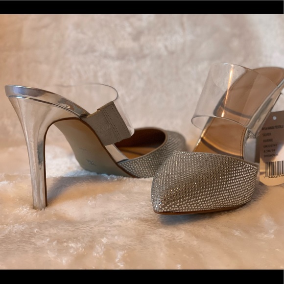 STUNNING BLING BCBG SILVER GLITTER WITH CLEAR RHINESTONES HIGH HEEL SHOES NWOT - Picture 13 of 16